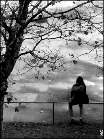 lonely-devianart-com.jpg,  bytes